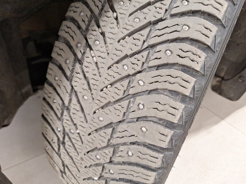 Toyota bZ4X vaihtoauto