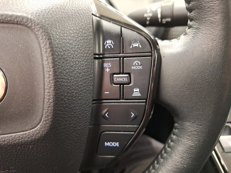 Toyota bZ4X vaihtoauto
