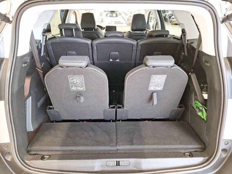Peugeot 5008 vaihtoauto