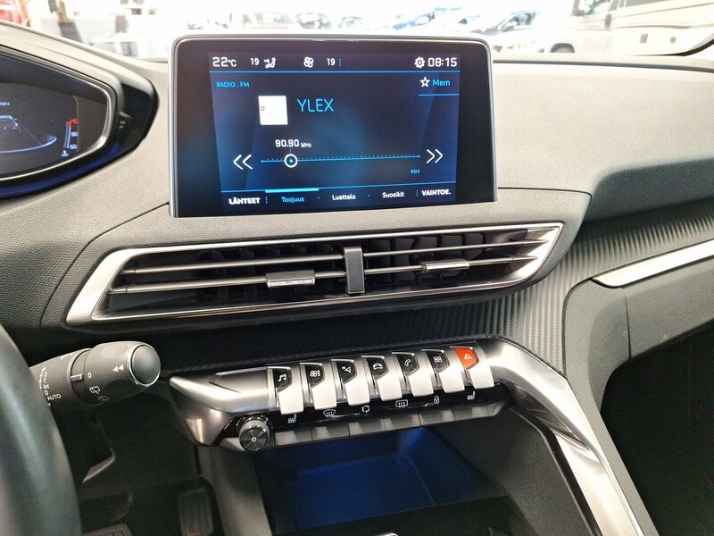 Peugeot 5008 vaihtoauto