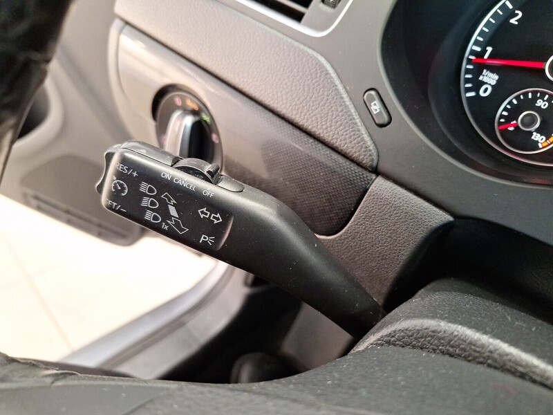 Volkswagen Jetta vaihtoauto