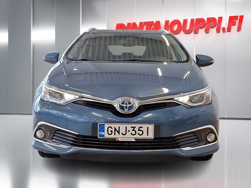 Toyota Auris vaihtoauto