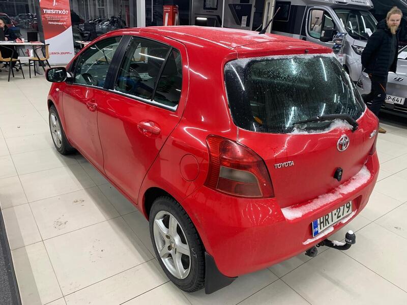 Toyota Yaris vaihtoauto