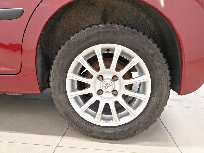 Peugeot 207 vaihtoauto