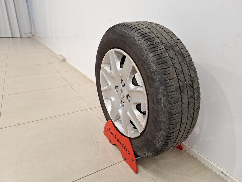 Peugeot 207 vaihtoauto