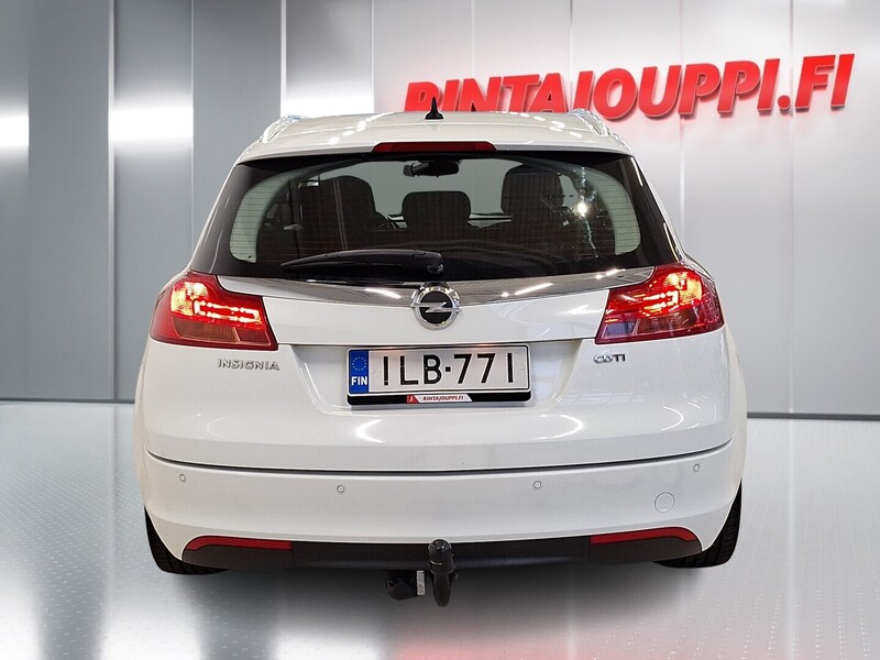 Opel Insignia vaihtoauto