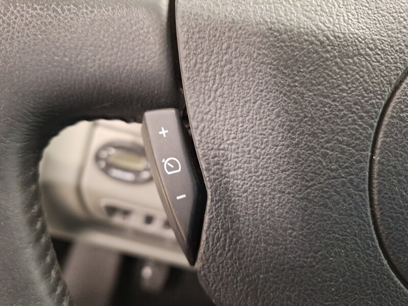 Nissan Primastar vaihtoauto