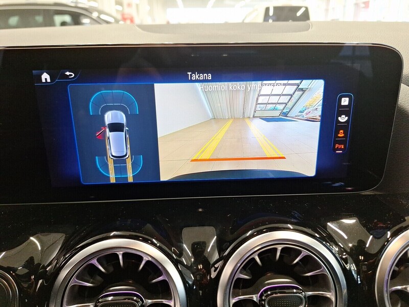 Mercedes-Benz EQA vaihtoauto