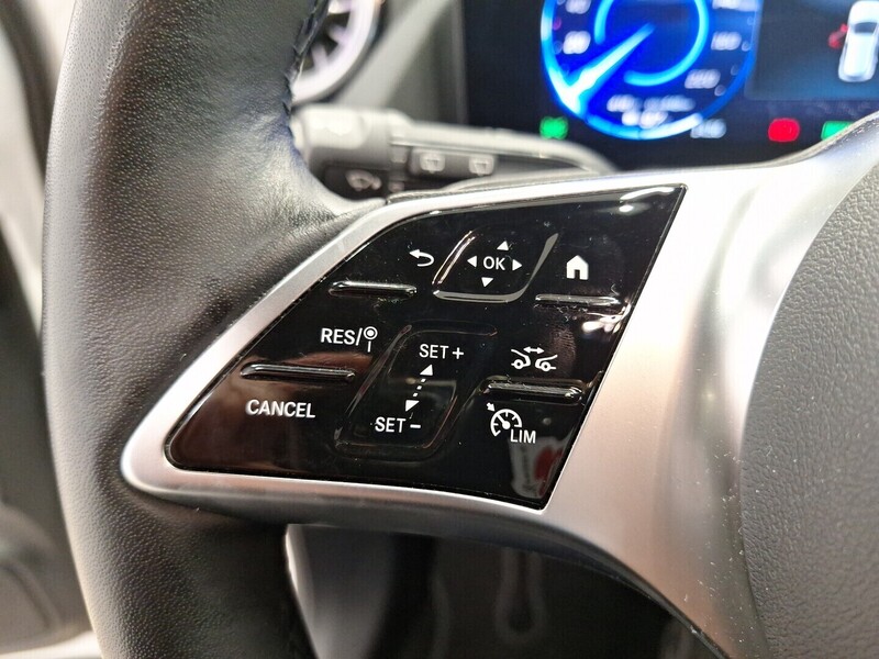 Mercedes-Benz EQA vaihtoauto