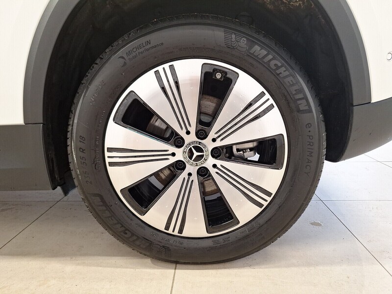 Mercedes-Benz EQA vaihtoauto