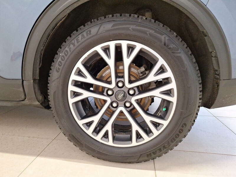 Ford Kuga vaihtoauto