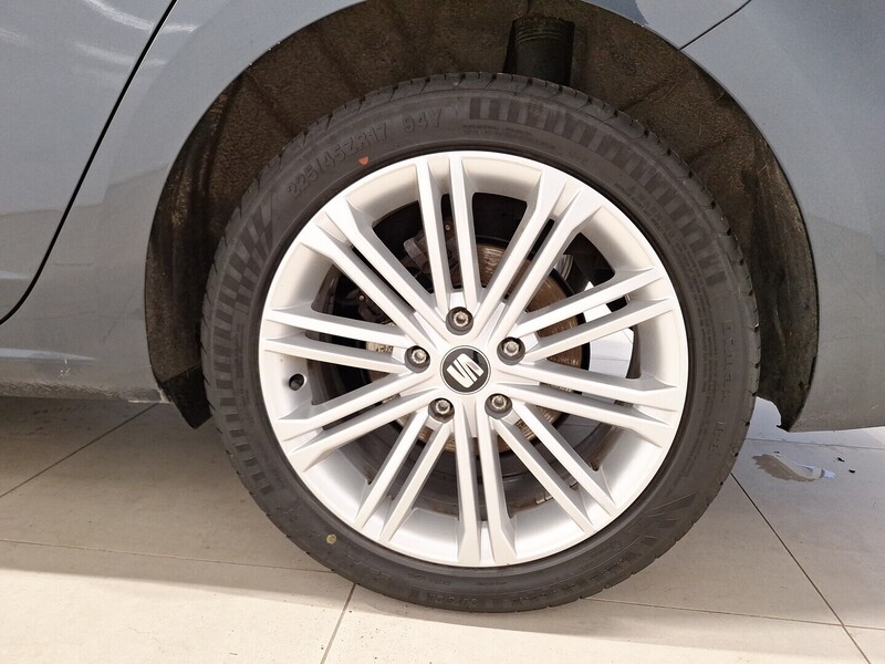 SEAT Leon Sportourer ST vaihtoauto