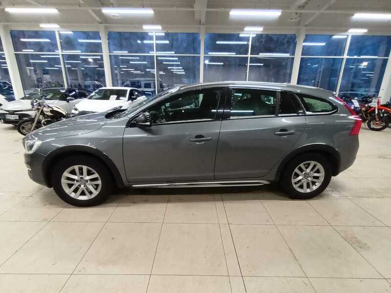 Volvo V60 Cross Country vaihtoauto