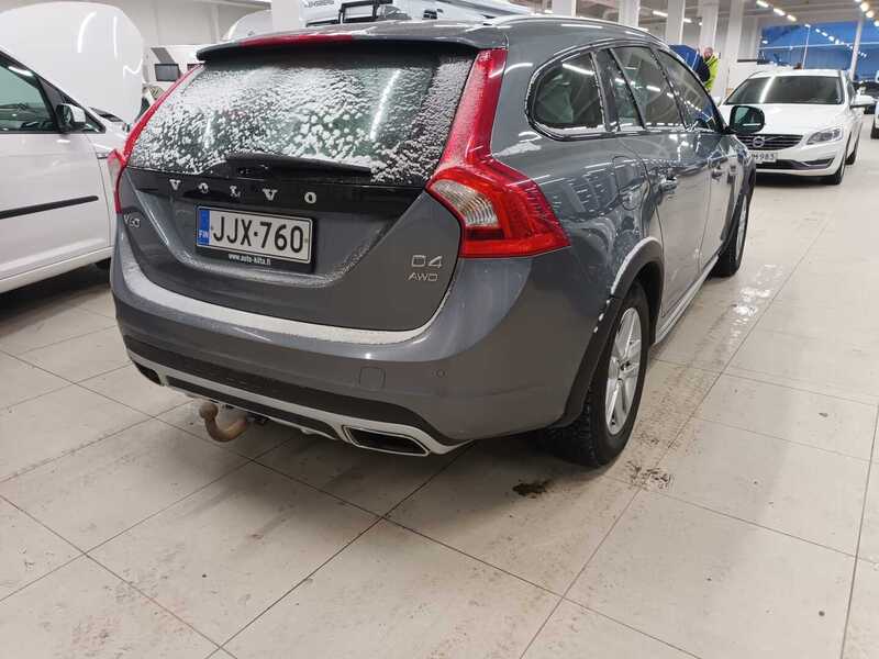 Volvo V60 Cross Country vaihtoauto