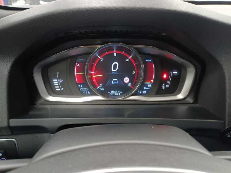 Volvo V60 Cross Country vaihtoauto