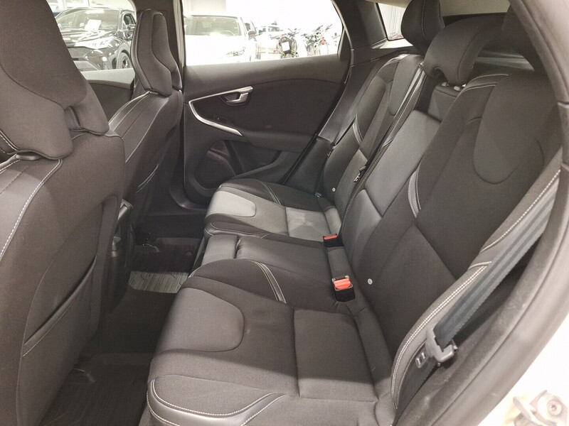 Volvo V40 vaihtoauto