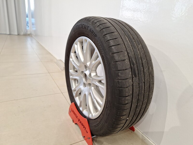 Ford Grand C-MAX vaihtoauto