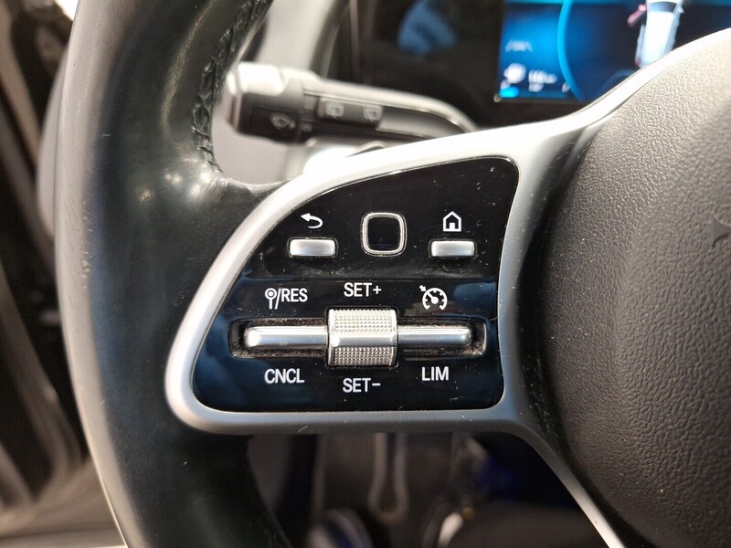 Mercedes-Benz GLB vaihtoauto