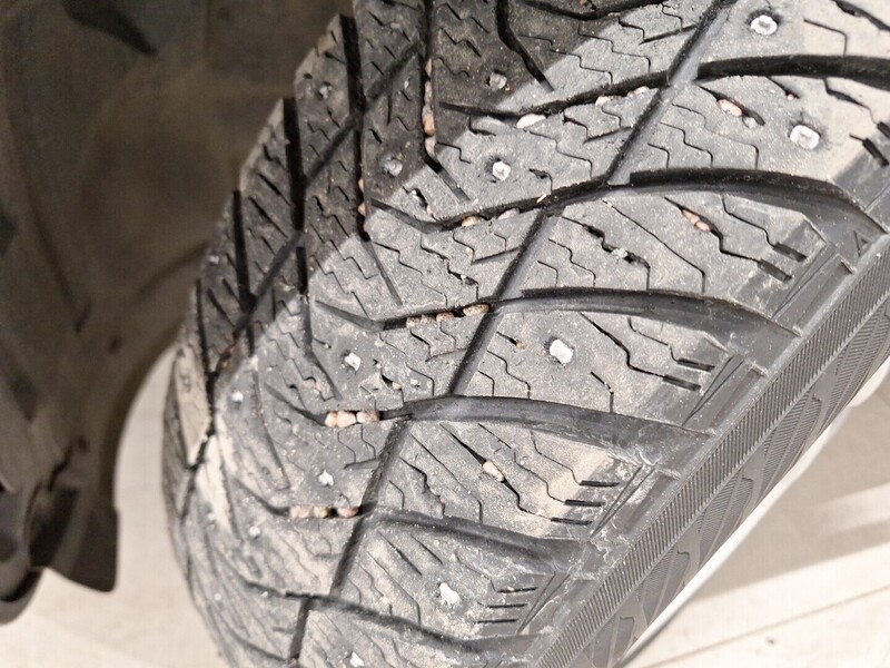 Mercedes-Benz GLB vaihtoauto