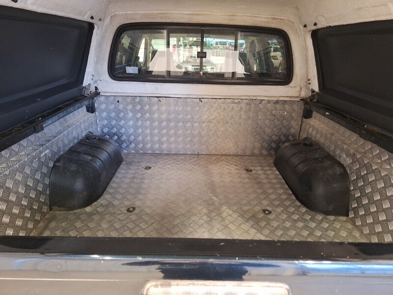 Toyota Hilux vaihtoauto