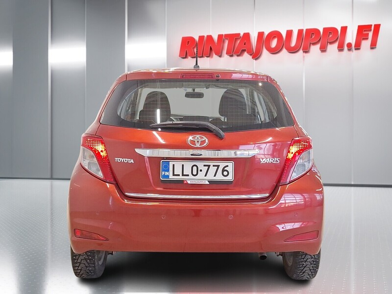 Toyota Yaris vaihtoauto