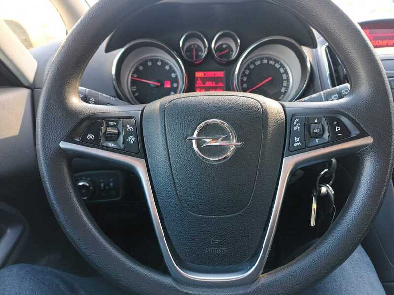 Opel Zafira Tourer vaihtoauto