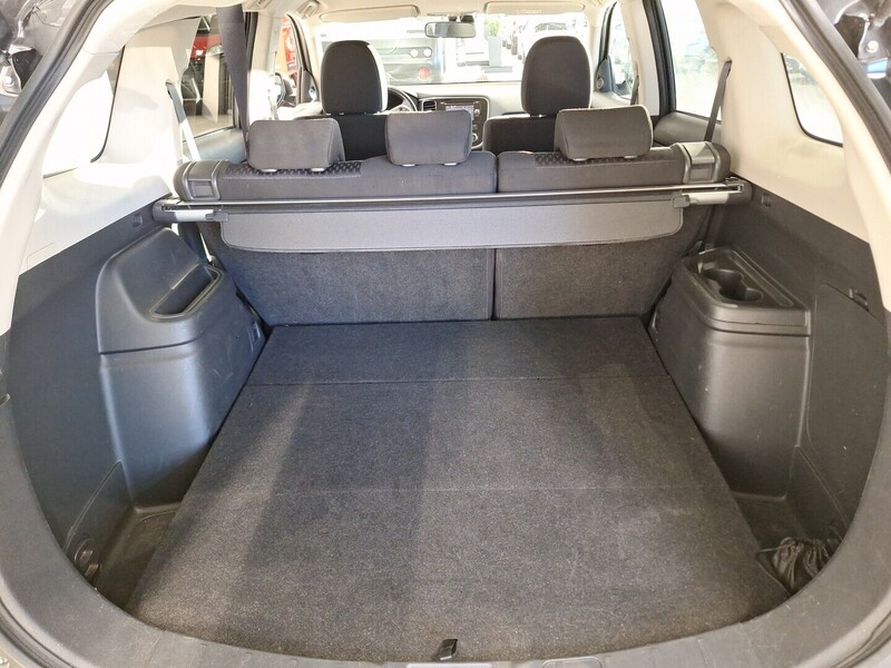 Mitsubishi Outlander vaihtoauto