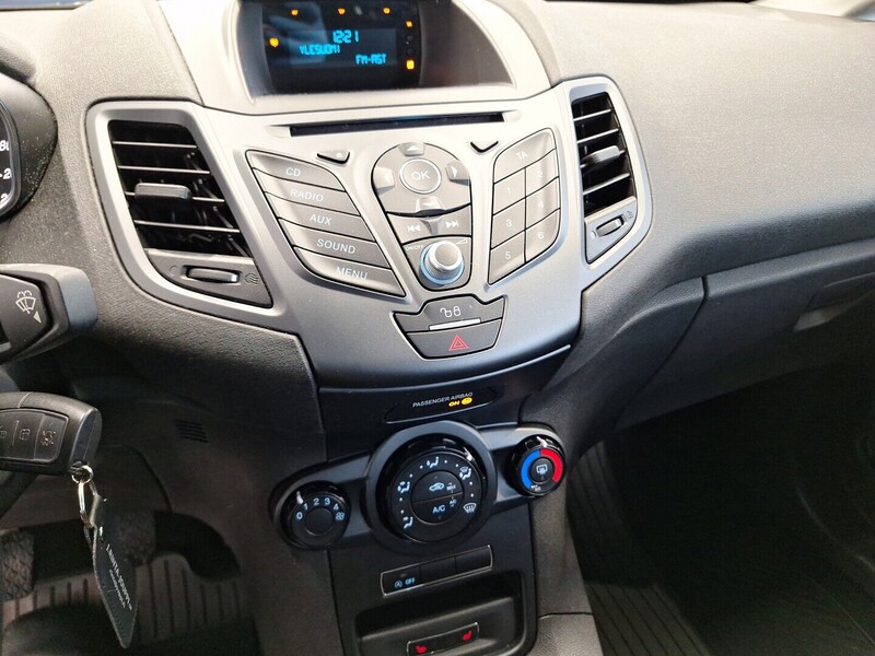 Ford Fiesta vaihtoauto