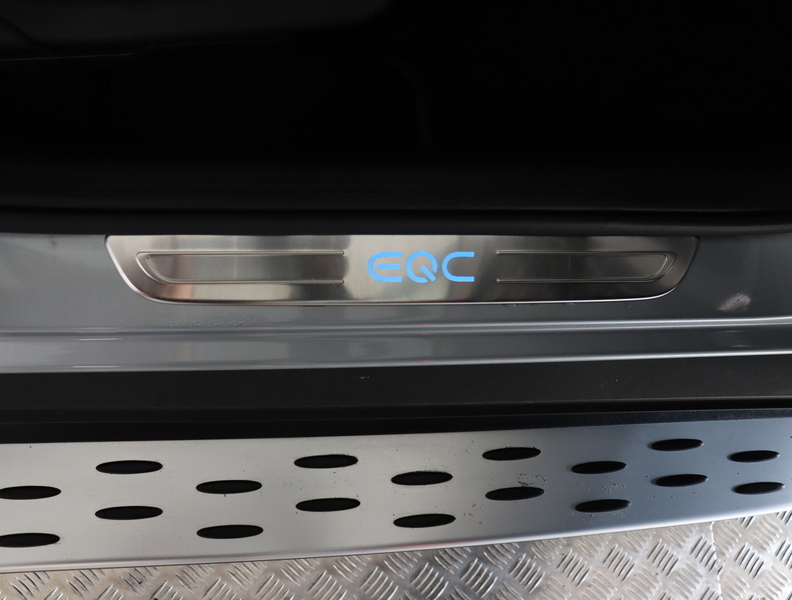 Mercedes-Benz EQC vaihtoauto