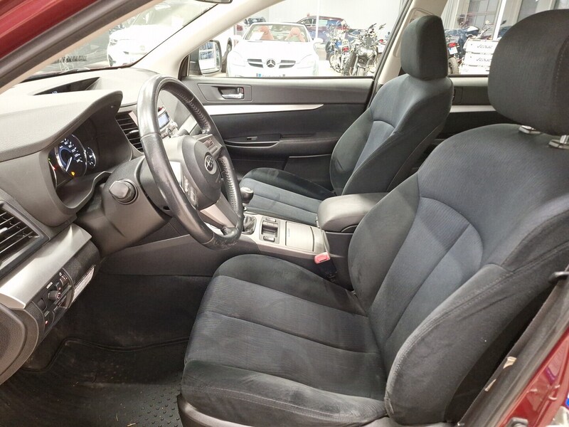 Subaru Outback vaihtoauto