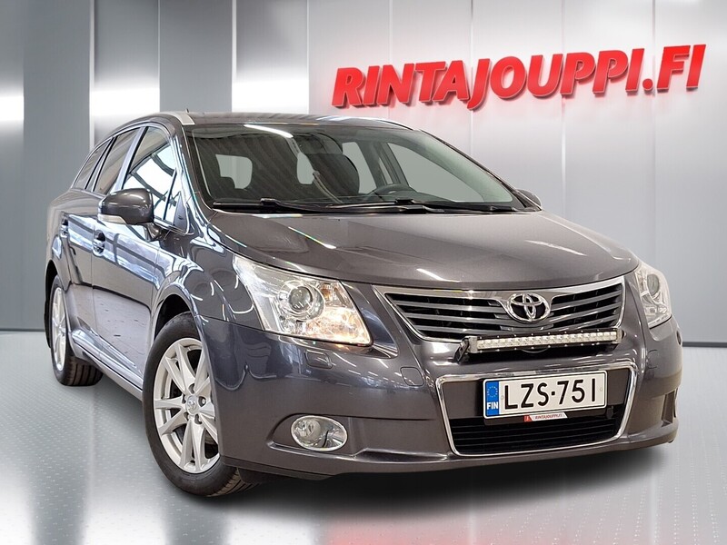 Toyota Avensis vaihtoauto