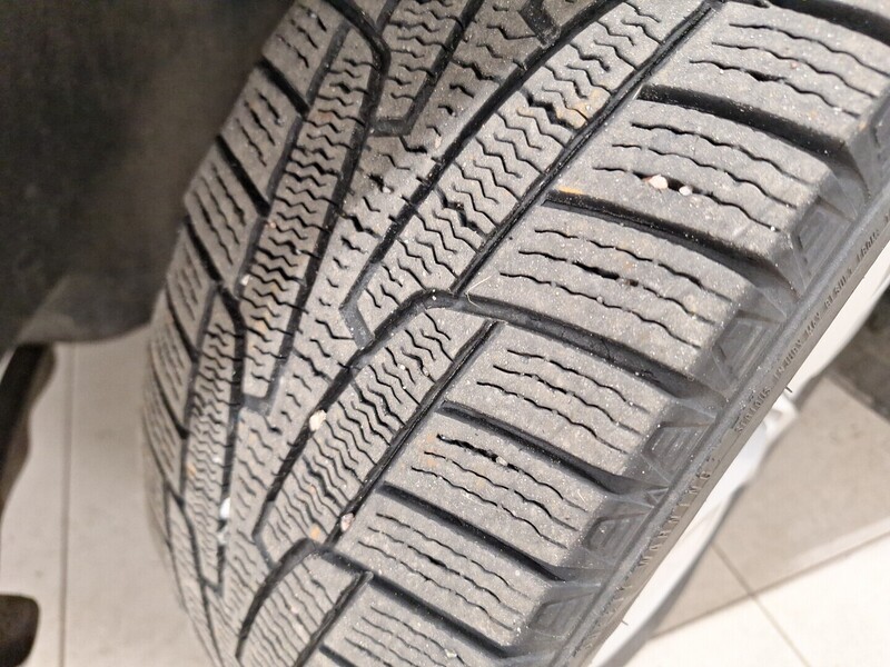 Volkswagen Caddy Maxi vaihtoauto