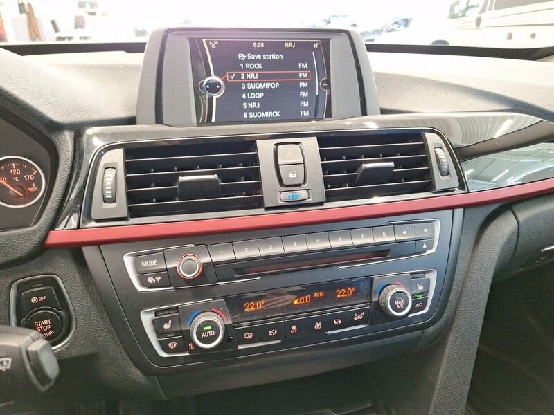 BMW 320 vaihtoauto