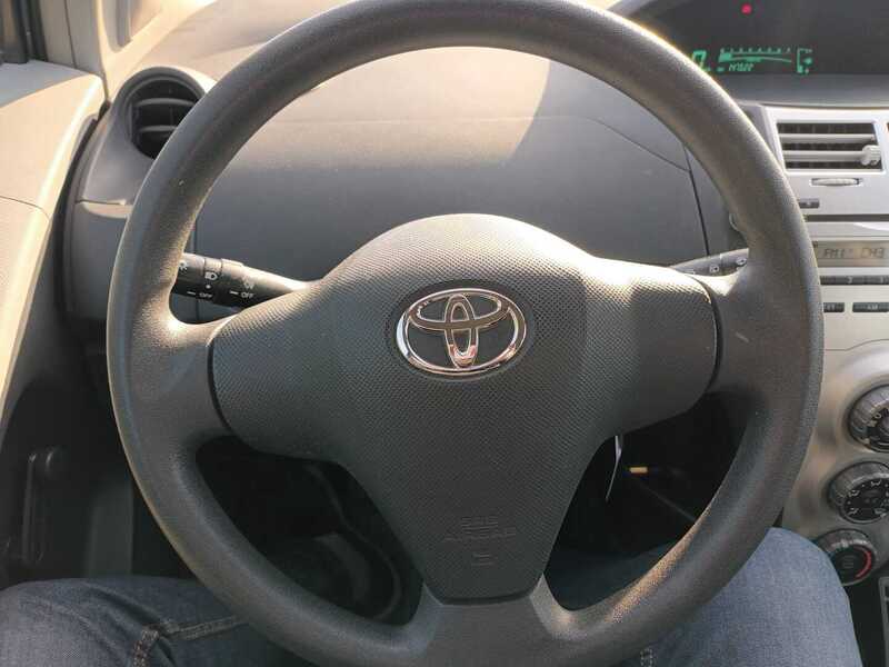 Toyota Yaris vaihtoauto