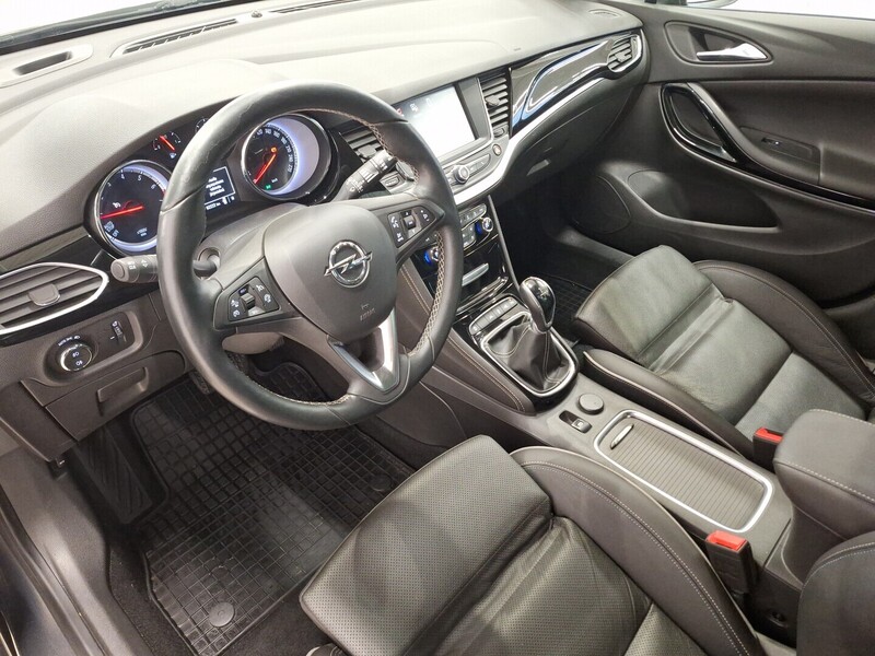 Opel Astra vaihtoauto