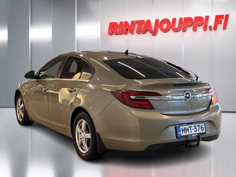 Opel Insignia vaihtoauto