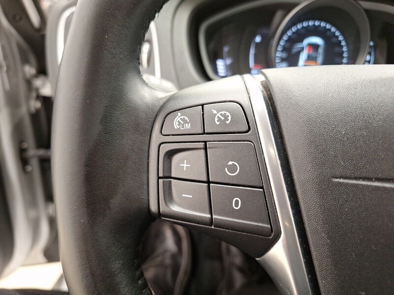 Volvo V40 vaihtoauto