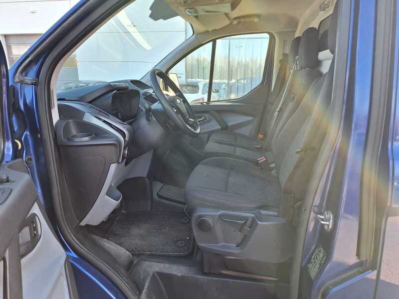 Ford Transit Custom vaihtoauto