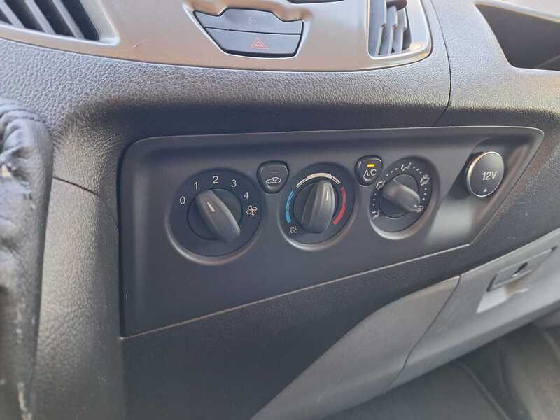 Ford Transit Custom vaihtoauto