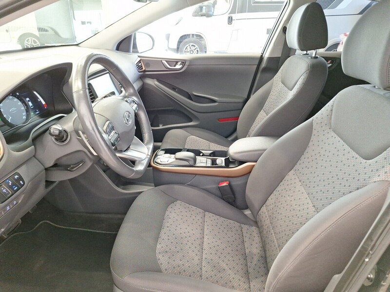 Hyundai IONIQ electric vaihtoauto