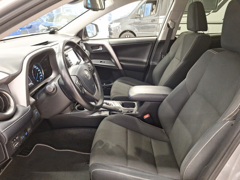 Toyota RAV4 vaihtoauto