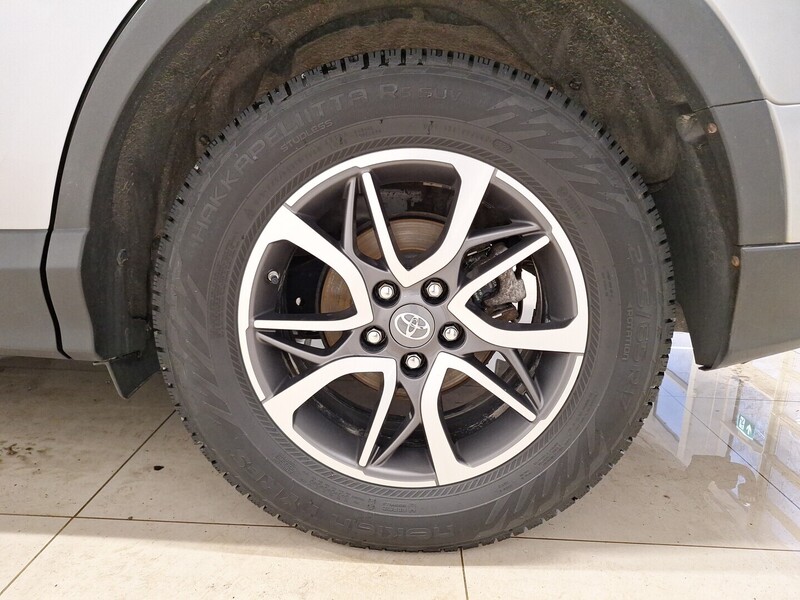 Toyota RAV4 vaihtoauto