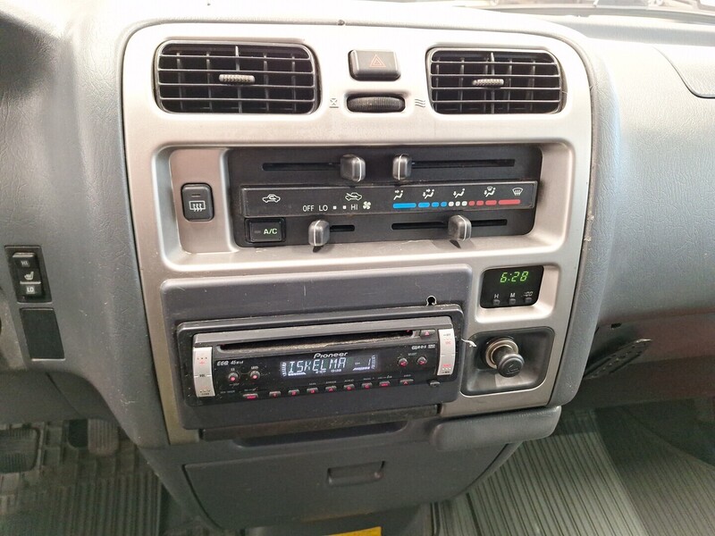 Toyota Hiace vaihtoauto