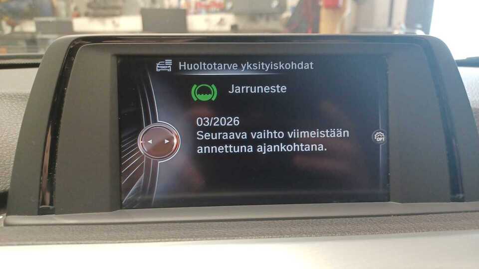 BMW 320 vaihtoauto