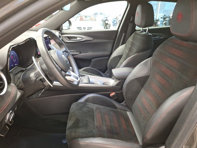 Alfa Romeo Tonale vaihtoauto