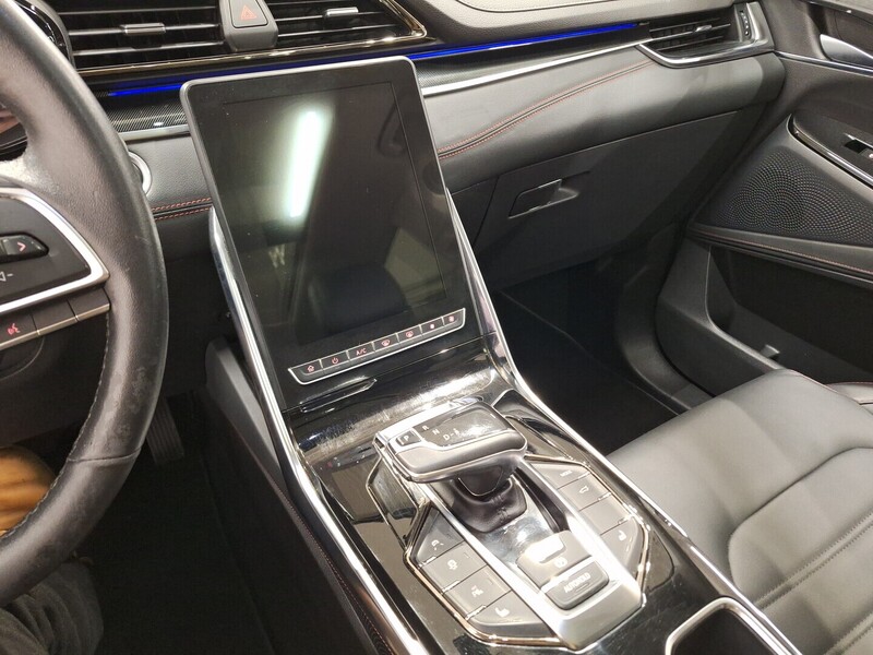 Maxus Euniq 6 vaihtoauto