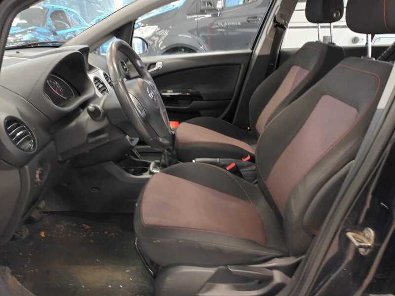 Opel Corsa vaihtoauto