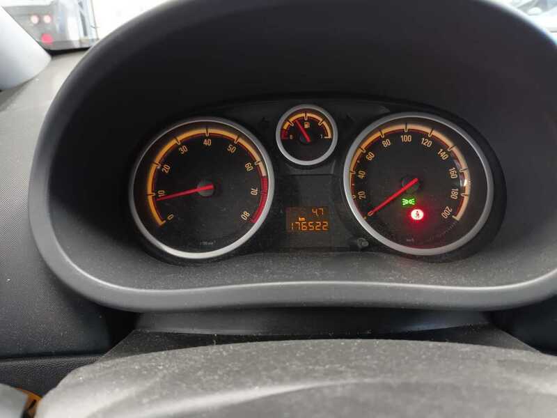 Opel Corsa vaihtoauto