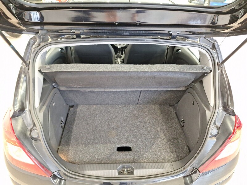 Opel Corsa vaihtoauto