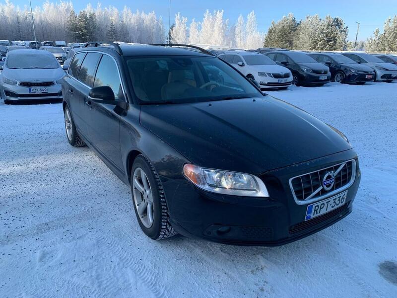 Volvo V70 vaihtoauto